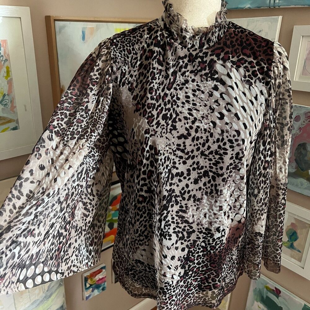 Chicos Animal Print Mesh Mock Neck Long Sleeve Blouse Size 1‎ Medium